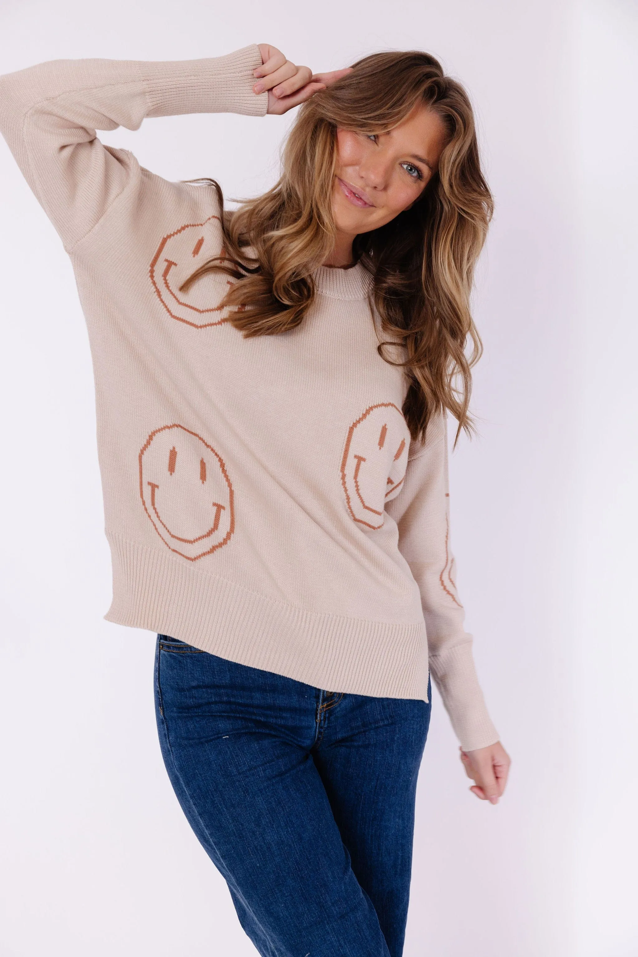 Smile Sweater in Beige